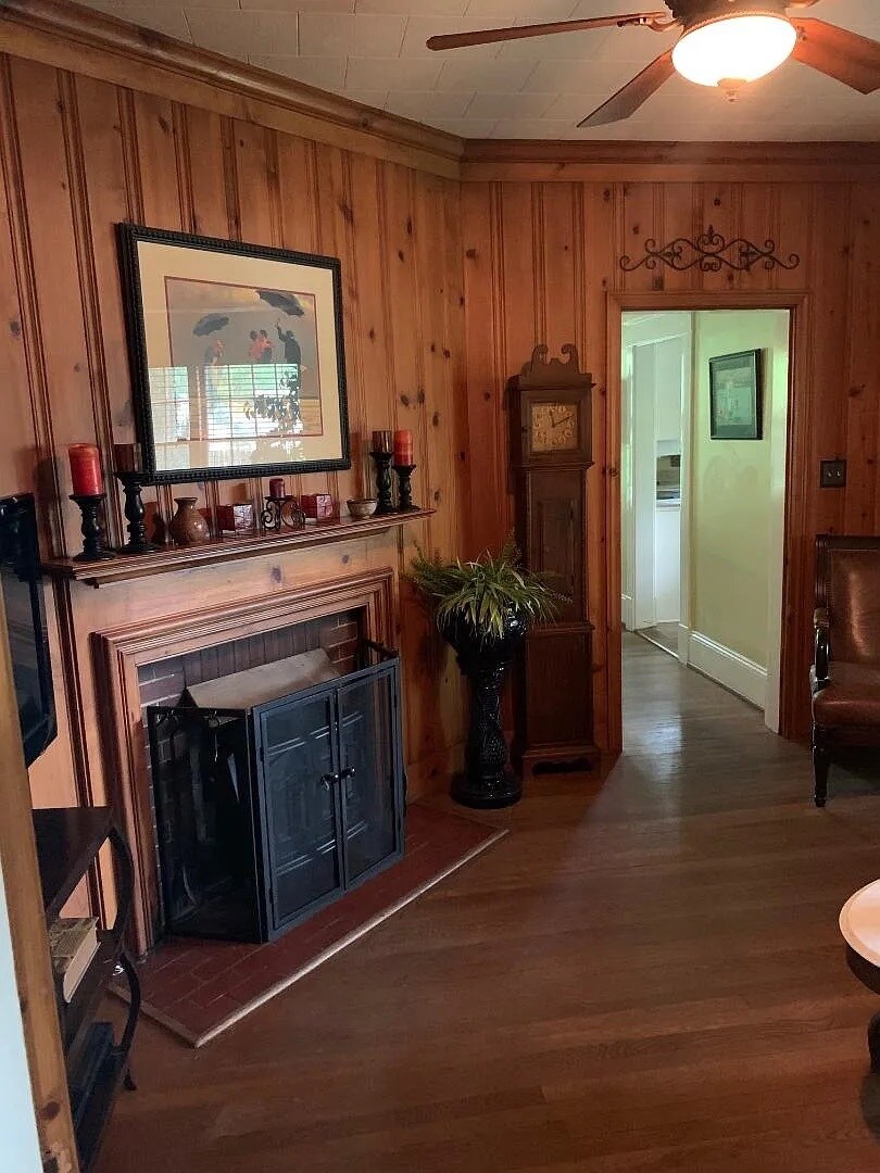 Building Photo - 1313 Fairmont St