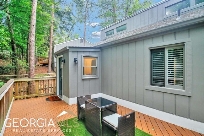 Building Photo - 228 Narrows Dr