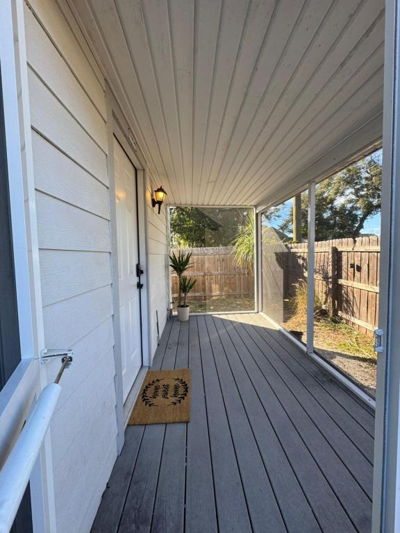 Building Photo - 4133 3rd Ave N