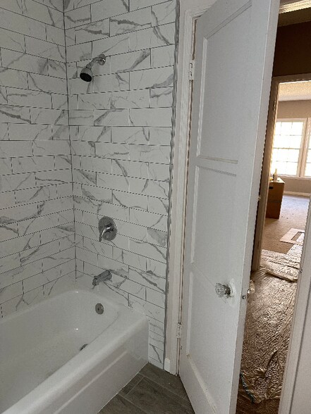 Building Photo - 4286 Leimert Blvd