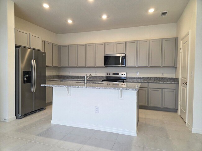 Building Photo - Brand New 2 Story 3/2.5 in Cypress Bluff