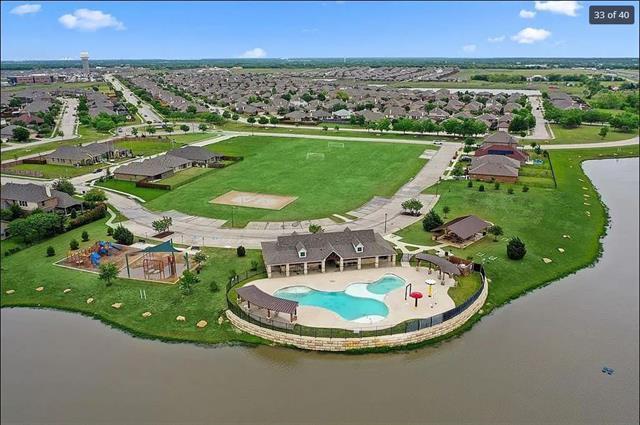 Building Photo - 1909 Javelina St