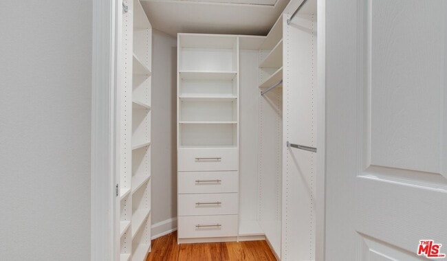 Building Photo - 1401 Ambassador St