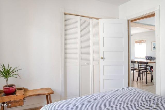 Building Photo - 2033 Echo Park Ave