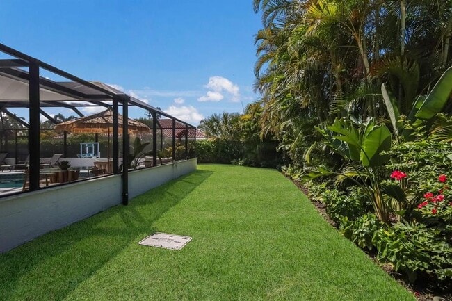 Building Photo - 567 Bird Key Dr