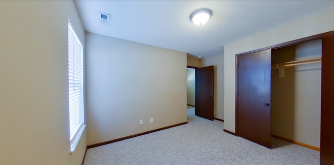 Building Photo - 3D Tour Available - Backs up to Lake + Fenced-in Yard + Stainless Steel Appliances! Available Jul...