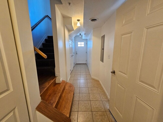 Building Photo - Amazing 2 bedroom apartment in Lawrenceville for rent!