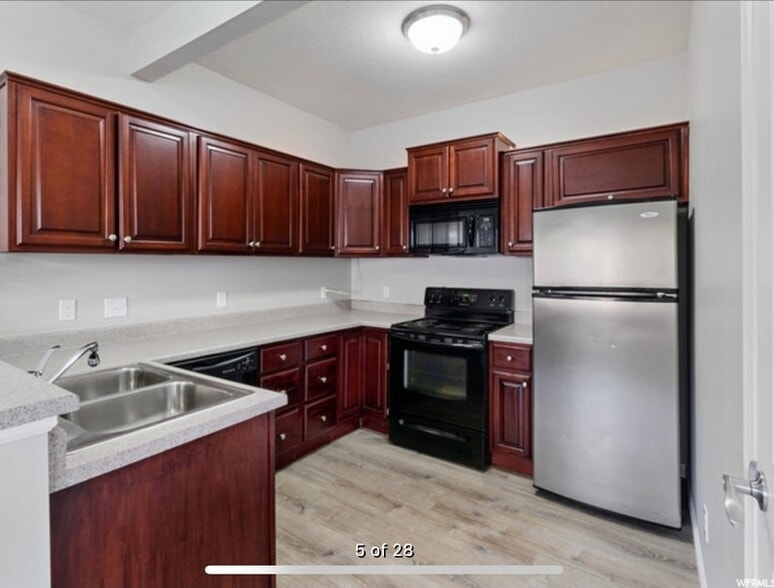 Building Photo - 1520 N 450 W