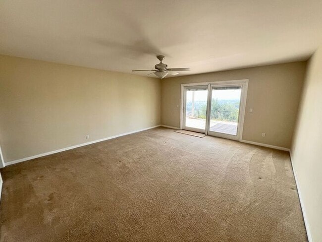 Building Photo - Beautiful 4-Bedroom Home with Modern Upgrades – Spacious 2,820 Sq Ft