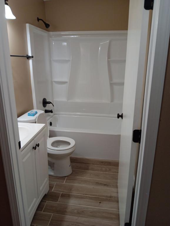 Building Photo - 1589 Mississippi Blvd