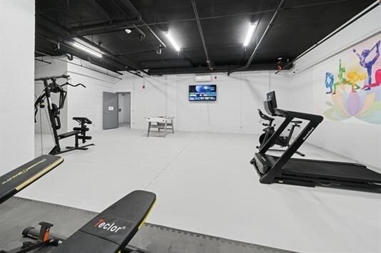 Building Photo - 32 Jones St