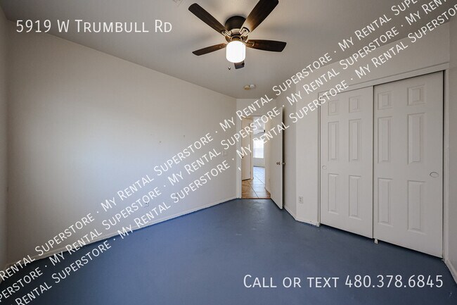 Building Photo - 5919 W Trumbull Rd