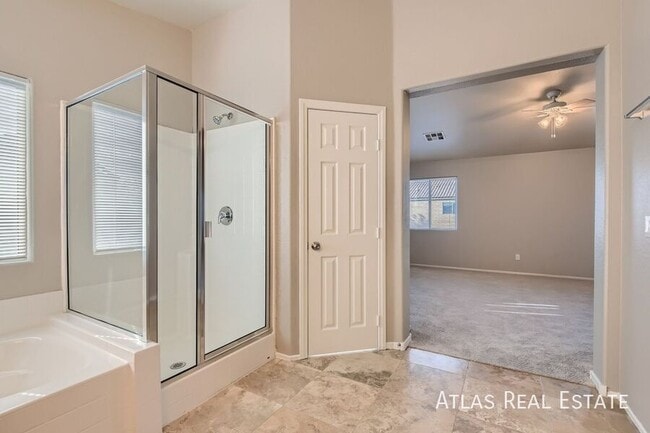 Building Photo - 5821 Alisa Roberts St