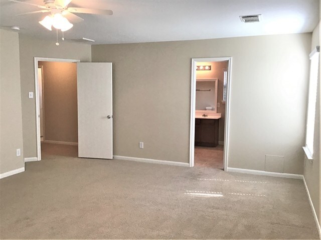 Building Photo - 16311 Hayesford Ln