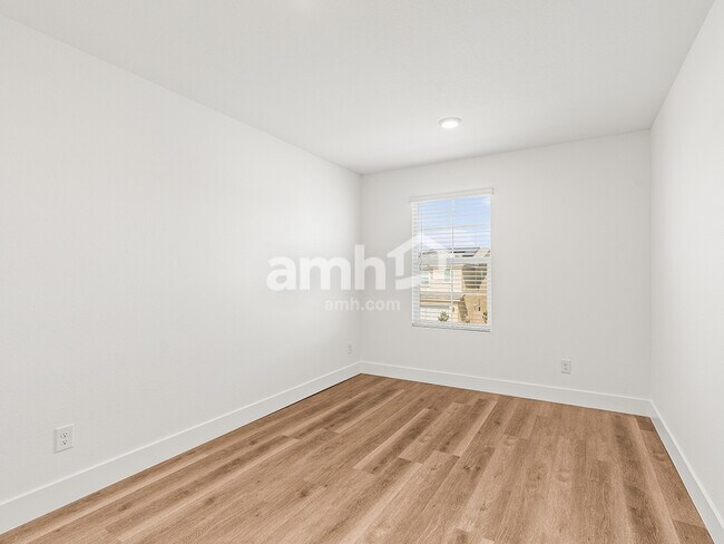 Building Photo - 5842 Fly Fisher St