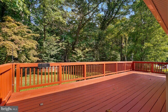 Building Photo - 12027 Devilwood Dr