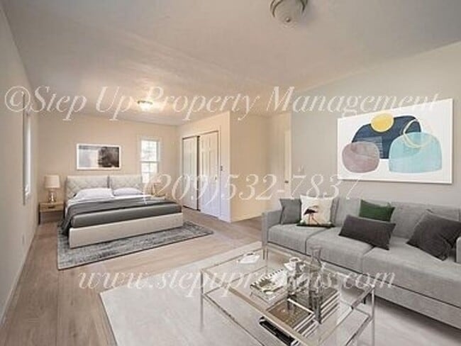 Building Photo - 11240 CA-49