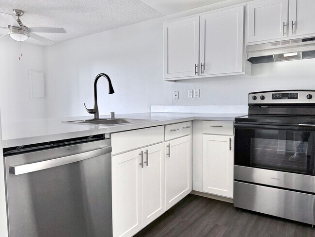 Building Photo - D Place Apartments