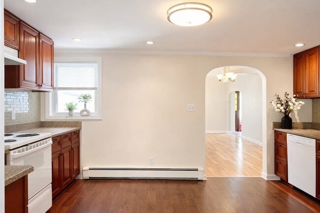 Building Photo - 20 Quincy St