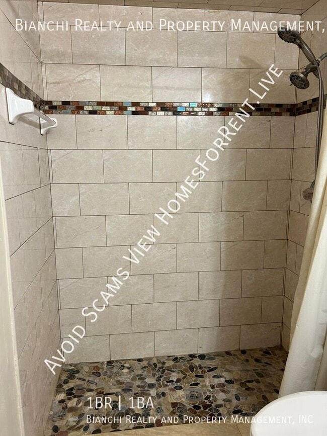 Building Photo - 3146 Carlos Dr