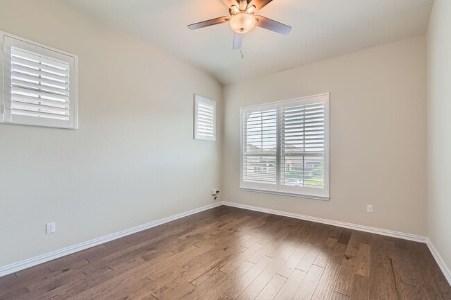Building Photo - 12383 Mesa Verde Dr