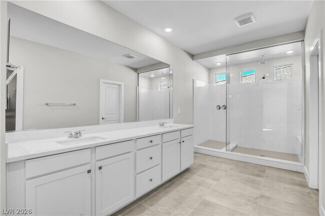 Building Photo - 6360 Pipers Brk Ln