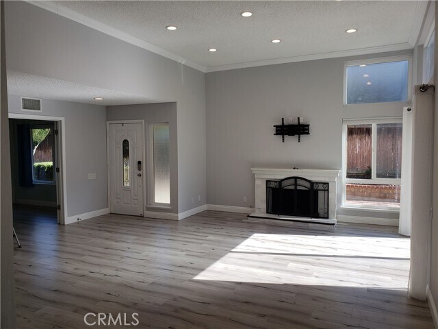 Building Photo - 2015 Clear River Ln