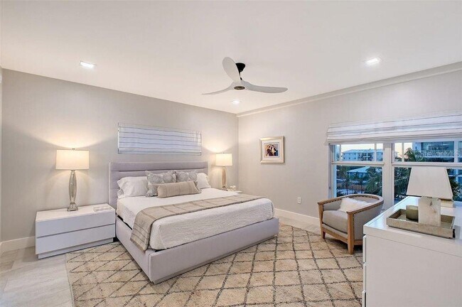 Building Photo - 650 Golden Gate Point