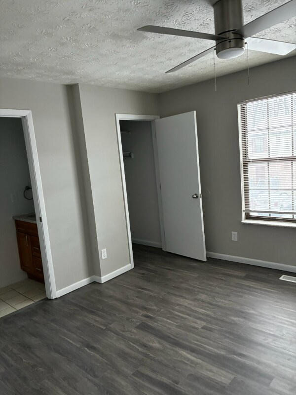 Building Photo - 720 Ohio Pike