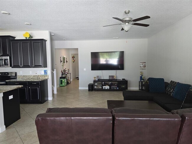 Building Photo - 4335 Mount Bandon Dr