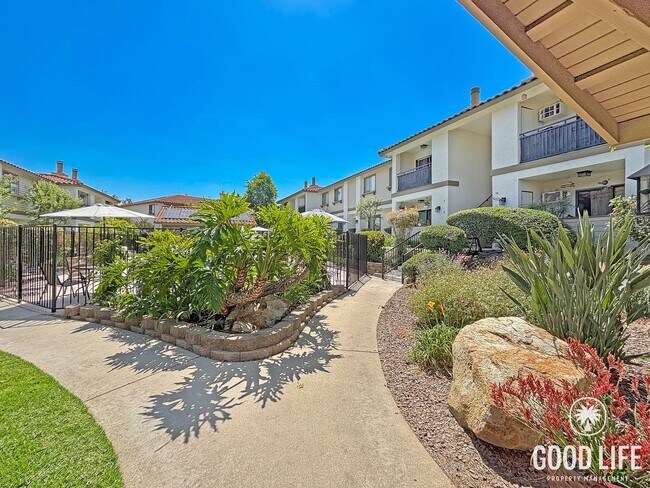 Building Photo - Elegant 2BD/1BA Condo in El Cajon with Walk-In Closet, Covered Patio & Pool
