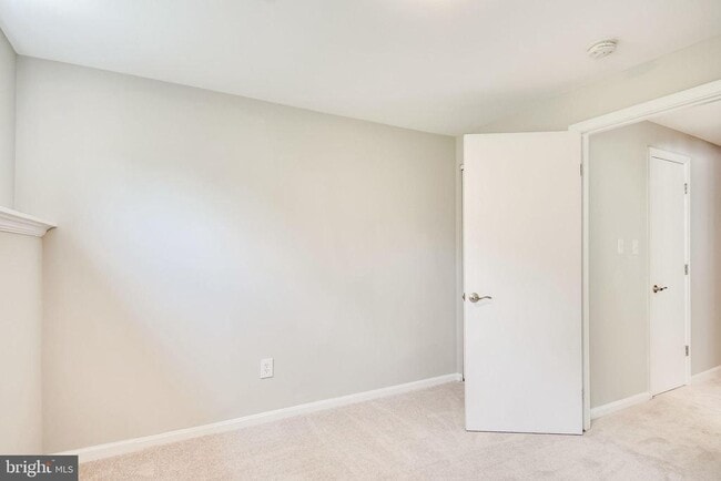 Building Photo - 5415 Helm Ct