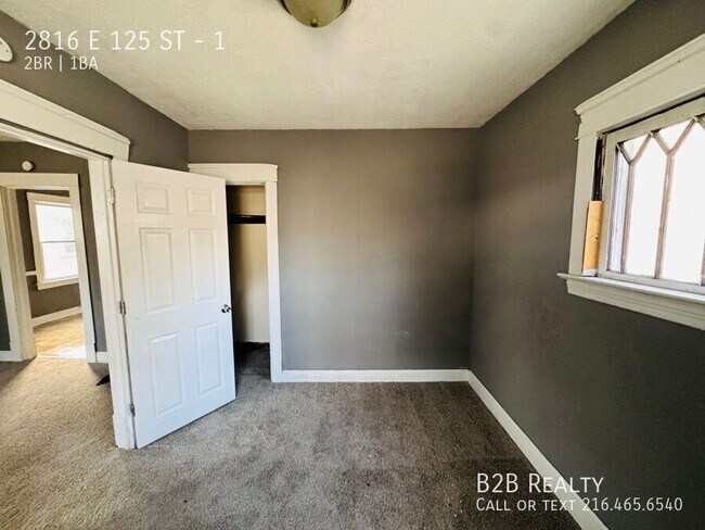 Building Photo - 2816 E 125th St