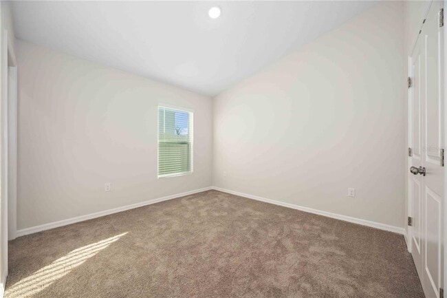 Building Photo - 1724 Vanilla St