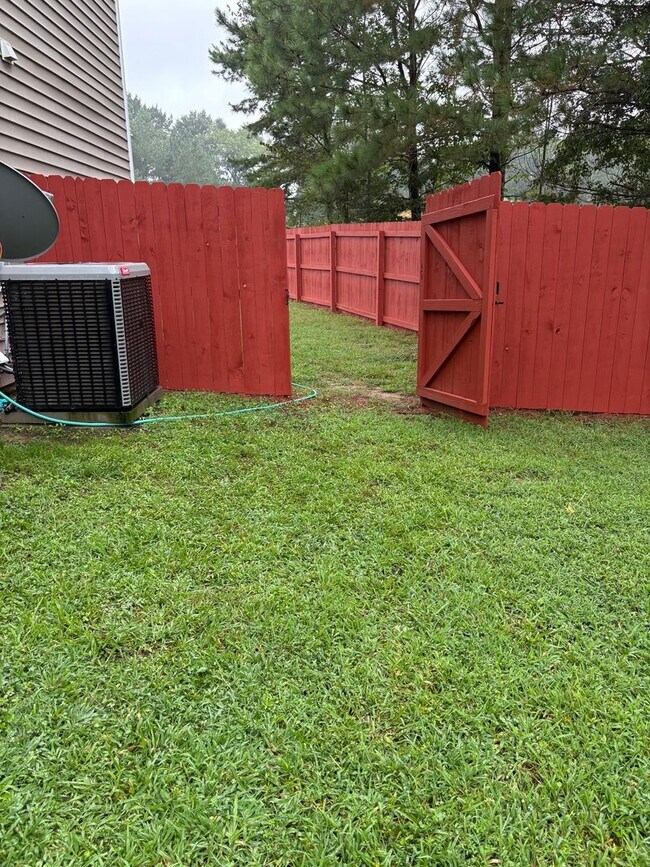 Building Photo - Updated Raleigh Home with Solar Savings & Fenced Backyard