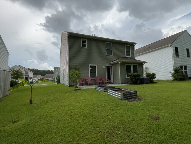 Building Photo - 114 Rockingham Way