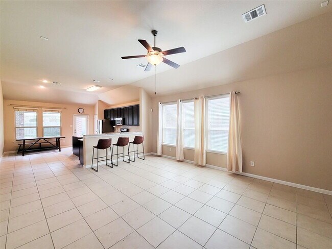 Building Photo - "Charming 3-Bed, 2-Bath Retreat in Humble, TX – Your Perfect Home Awaits on Justin Ridge Ln!"