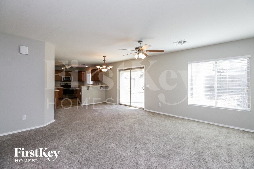 Building Photo - 39405 N Marla Cir