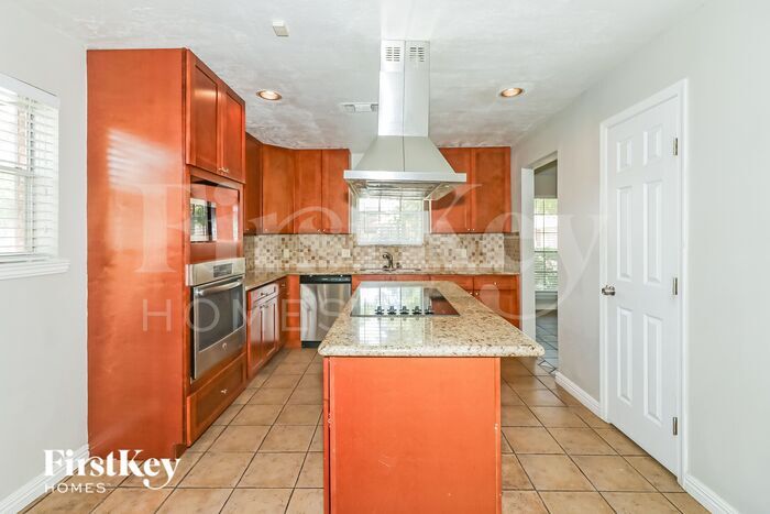 Building Photo - 4702 Hickory Downs Dr