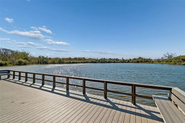 Building Photo - 10687 Lake Montauk Dr
