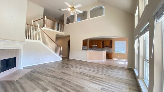 Building Photo - 2503 Westerlake Dr