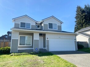 Building Photo - Fully renovated 4 bedroom Auburn Home