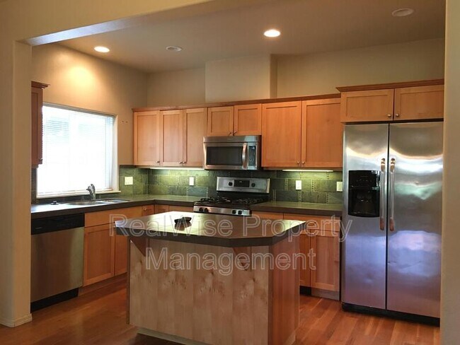 Building Photo - 21248 Lily Way