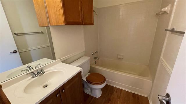 Building Photo - 308 Sierra Way