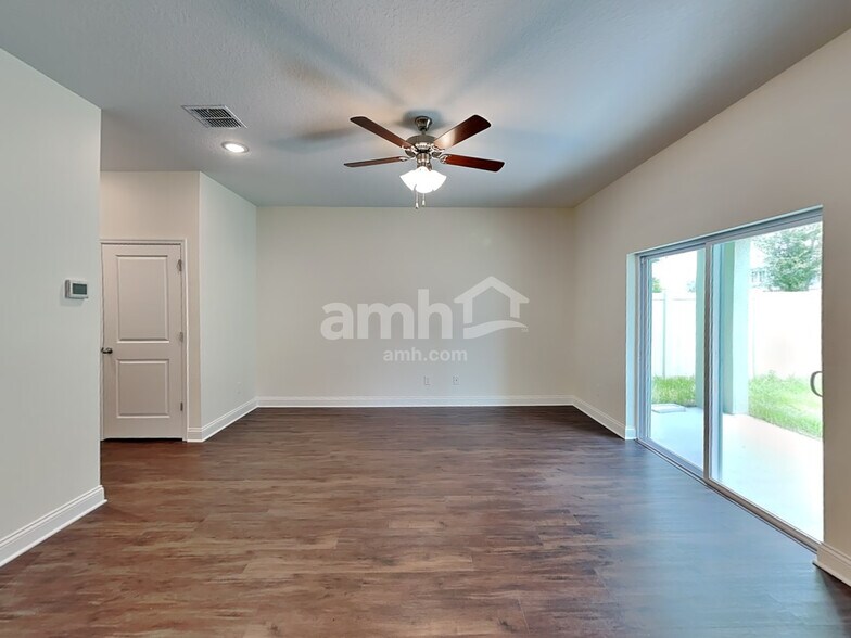 Building Photo - 6190 Little Blf Cir