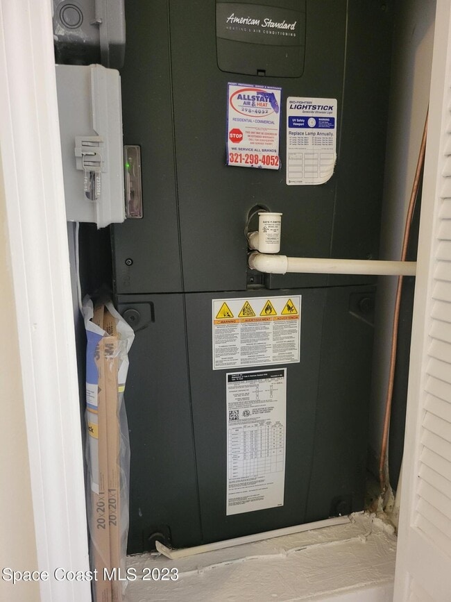 Building Photo - 950 Nixon Cir NE