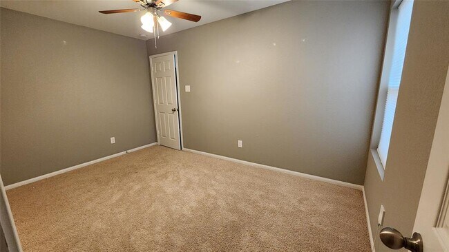 Building Photo - 4903 Spring Showers Ct