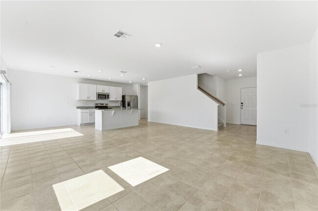 Building Photo - 5670 Nispero Wy