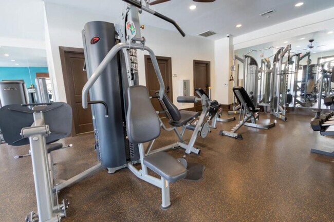 Building Photo - 501 Hamlet Wy