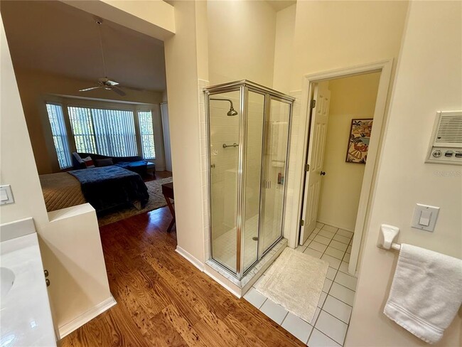 Building Photo - 7628 Whitebridge Glen